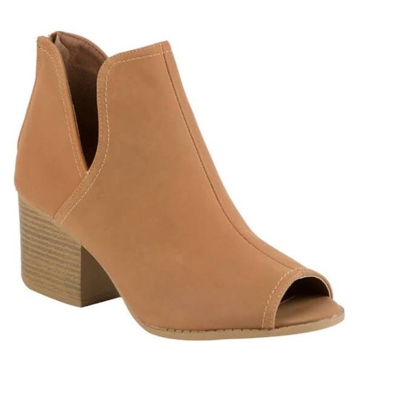 Peep toe booties price is FIRM - Picture 3 of 5